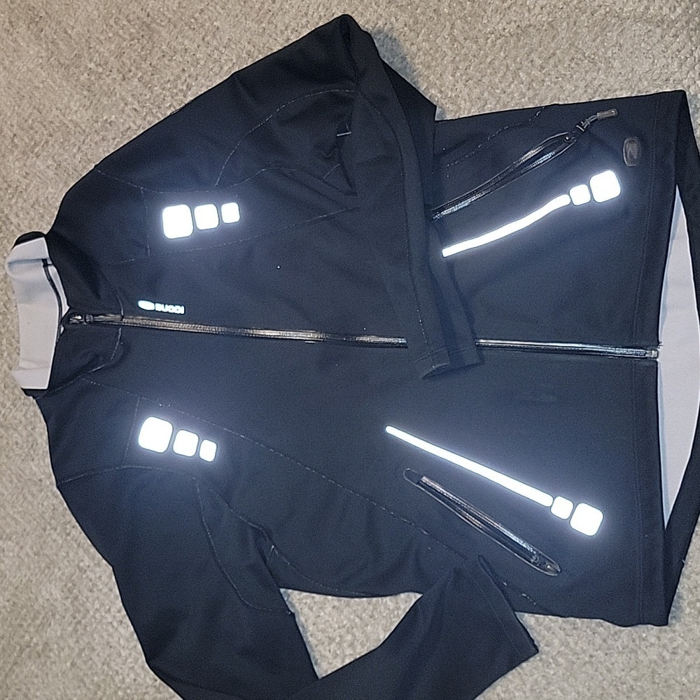 SUGOI Women's Waterproof Lightweight Cycling Jacket Long Tail size M - black